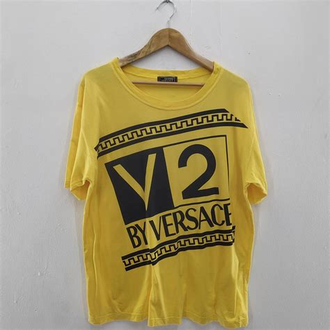 gianni versace t shirt price